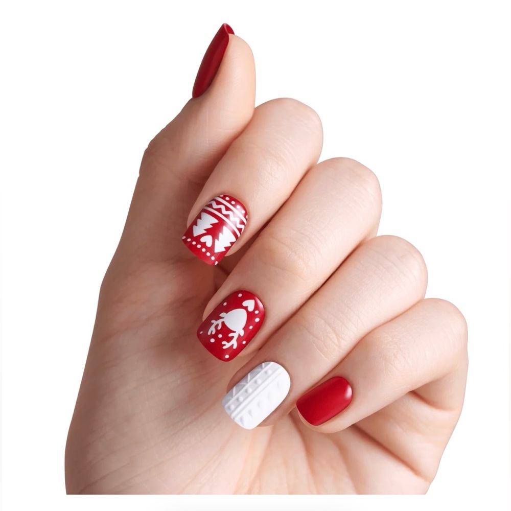 imPRESS Design Feelin' Festive 3D New Set of 30 Press On Nails NWT